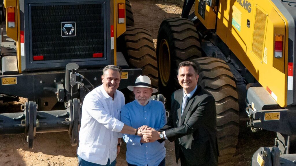 com-2026-em-vista,-lula-e-pacheco-trocam-gentilezas-em-mg