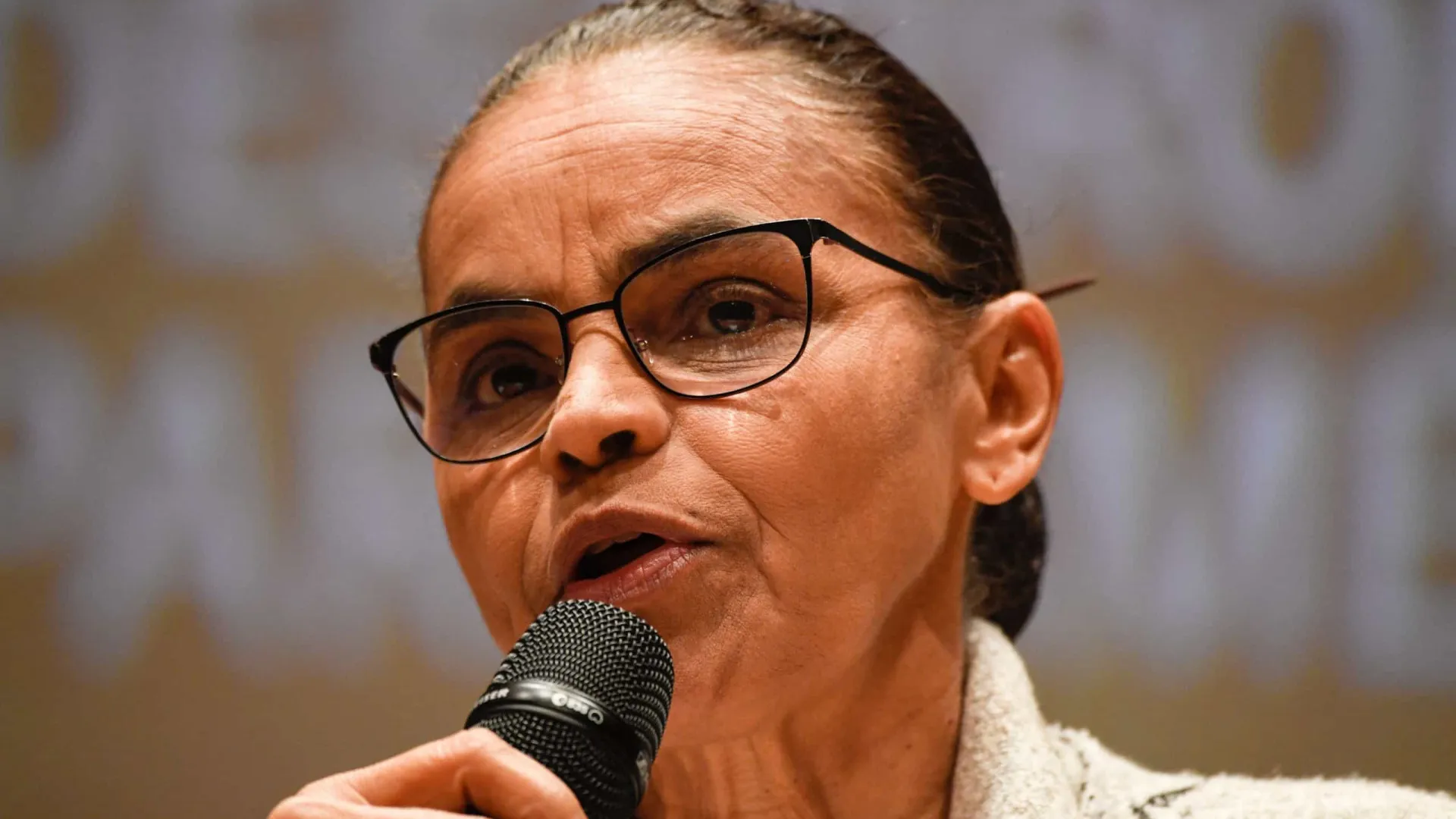 marina-silva-sofre-novos-insultos-em-comissao-no-congresso