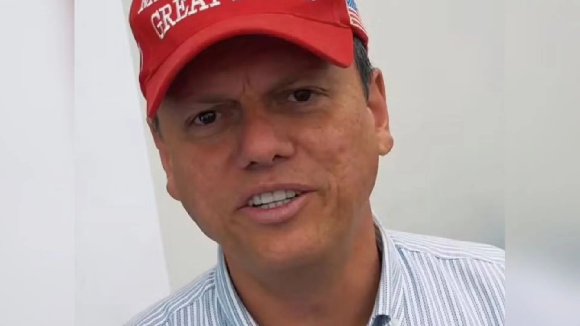brasil-deveria-dar-alguma-vitoria-a-trump-para-destravar-tarifaco,-diz-tarcisio
