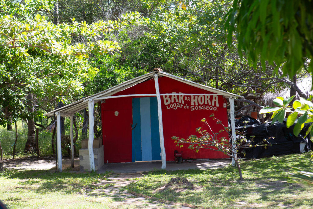 comunidade-do-bar-da-hora-resiste-ao-turismo-de-massa-e-aposta-no-sossego