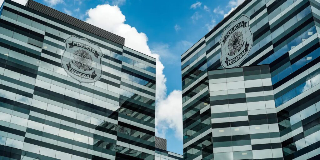 pf-diz-ao-stf-que-zambelli-nao-efetivou-acoes-de-coacao-contra-a-corte