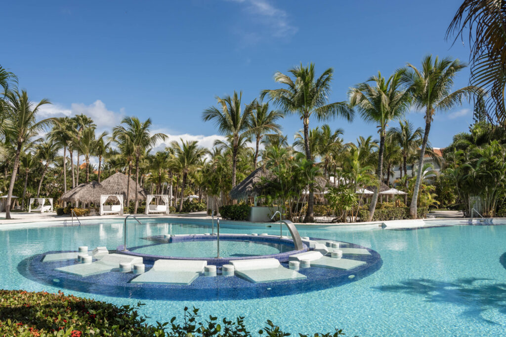 punta-cana-vai-alem-da-lua-de-mel-e-tem-atracoes-para-viajantes-solo-e-grupos