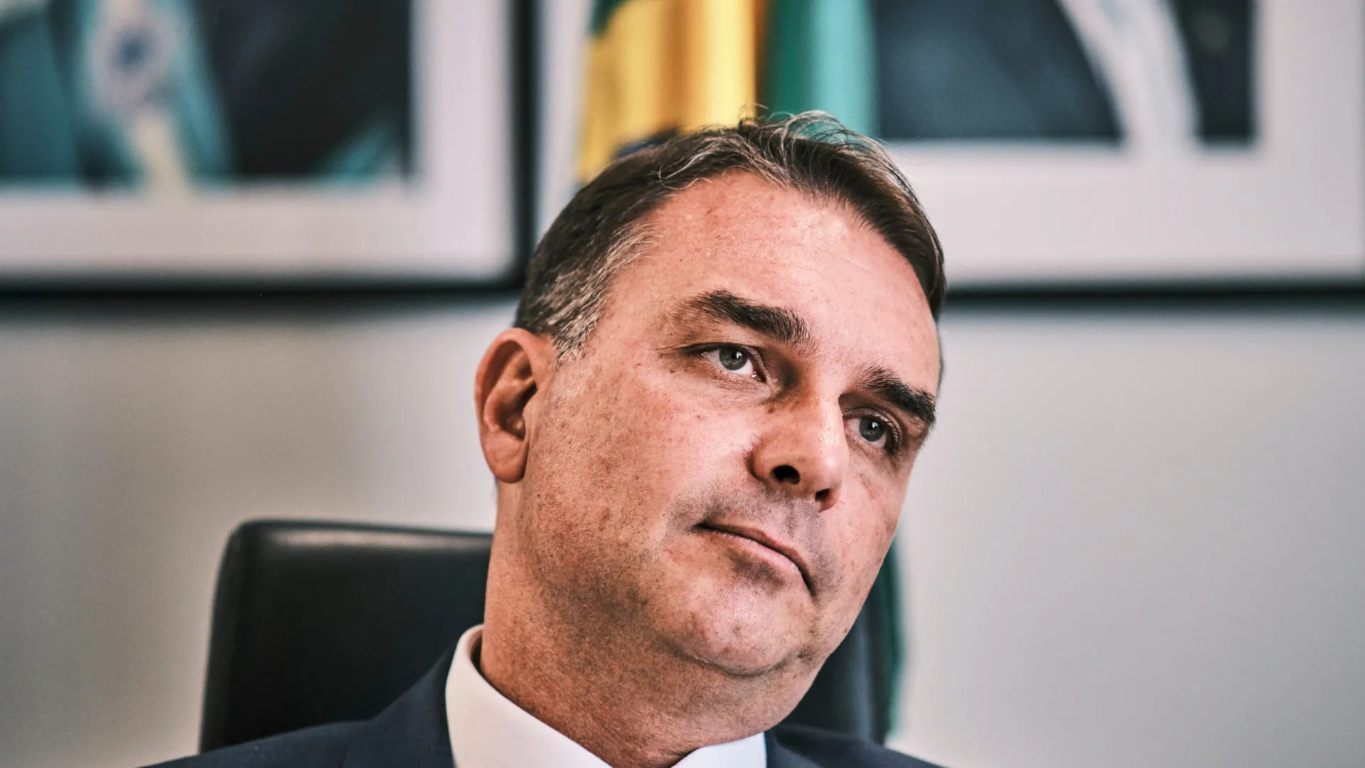 pl-e-filhos-de-bolsonaro-articulam-reacao-no-congresso-a-prisao,-com-nova-pressao-por-anistia