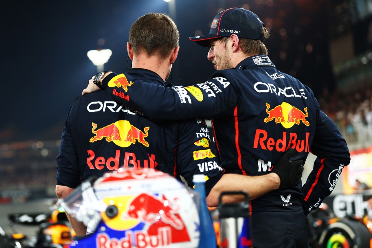 f1-–-“ele-e-o-esporte-a-motor”:-mekies-rasga-elogios-a-verstappen-apos-primeiro-ano-na-red-bull