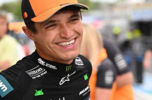 f1:-norris-‘se-livrou’-de-multa-de-r$30-mil-por-xingar-na-cerimonia-da-fia