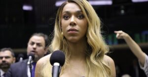 erika-hilton-pede-acao-da-pf-contra-posts-sobre-morte-de-jovem-em-rope-jump