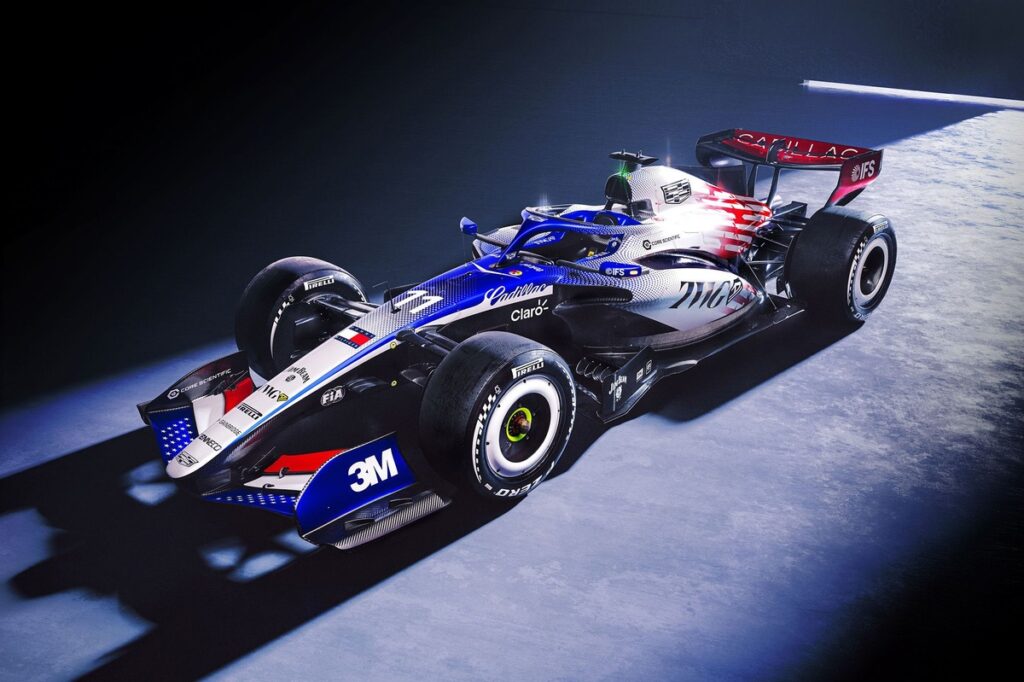 f1:-cadillac-tera-pintura-especial-‘americana’-no-gp-da-gra-bretanha