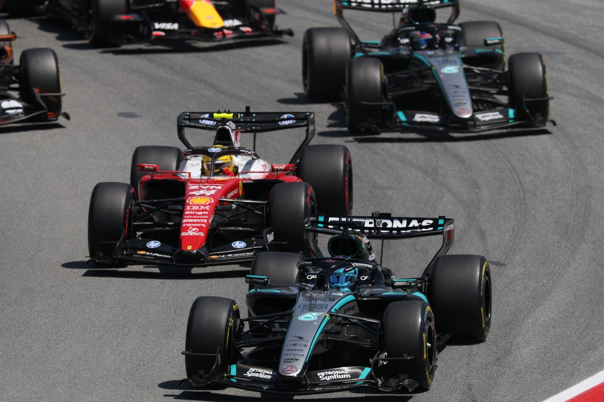 f1:-mercedes-nao-deve-usar-aduo-para-‘impedir’-melhoras-na-red-bull