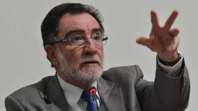 patrus-ananias-confirma-pre-candidatura-ao-governo-de-minas-pelo-pt