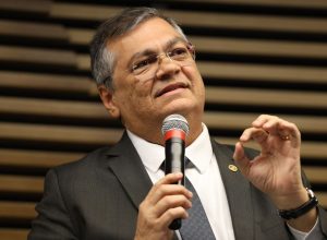 veto-alcanca-tribunais-estrangeiros,-mas-nao-internacionais,-diz-dino