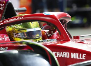 f1:-hamilton-e-punido-apos-gp-de-singapura;-entenda-motivo