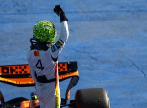 f1:-norris-vence,-verstappen-termina-em-3°-e-bortoleto-‘belisca’-10°-no-mexico;-veja-resultado-final