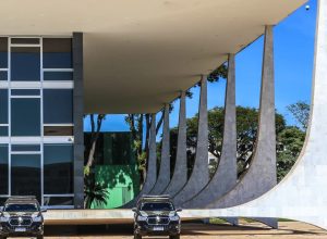 pgr-descarta-ilicitude-e-arquiva-pedido-para-investigar-moraes