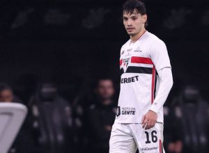 stjd-absolve-bobadilla-por-gesto-polemico-em-classico-com-o-corinthians