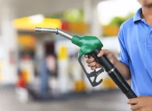 preco-do-etanol-cai-em-18-estados,-sobe-em-3-e-no-df-e-fica-estavel-em-5-na-semana,-diz-anp