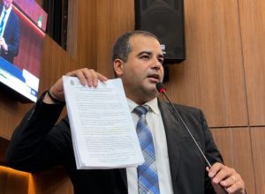 vereador-apresenta-manifesto-em-defesa-da-autonomia-do-poder-legislativo-na-camara-de-cuiaba