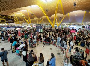 novo-controle-de-passaportes-leva-caos-a-aeroportos-da-ue,-alerta-entidade